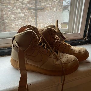 Tan Nike Air Force 1’s